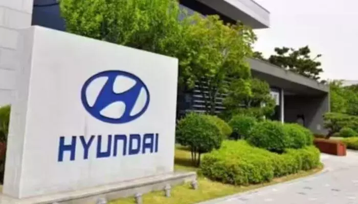 Hyundai: బ్యాటరీ పరిశోధనల కోసం దేశంలో హ్యుండయ్ రూ. 60 కోట్ల పెట్టుబడులు Hyundai: బ్యాటరీ పరిశోధనల కోసం దేశంలో హ్యుండయ్ రూ. 60 కోట్ల పెట్టుబడులు