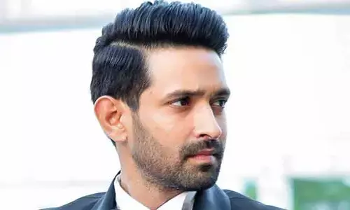Vikrant Massey: దయచేసి విక్రాంత్ మస్సేను విమర్శించకండి.. డైరెక్టర్ ఆసక్తికర పోస్ట్