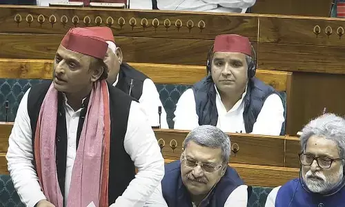 Akhilesh Yadav: సంభాల్ అల్లర్లపై లోక్ సభలో అఖిలేష్ కీలక కామెంట్స్