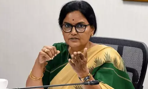 CS Shanti Kumari: 44 మంది అసిస్టెంట్ సెక్రటరీలను బదిలీ చేసిన సీఎస్