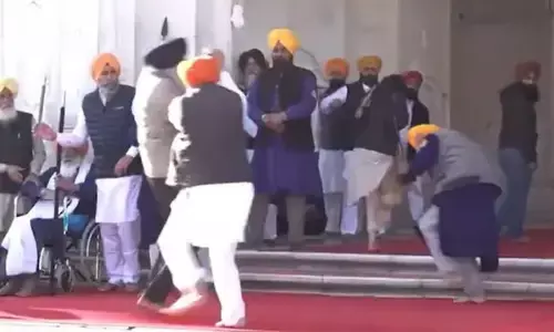 Sukhbir Singh Badal: స్వర్ణదేవాలయం వద్ద కాల్పులు..  పంజాబ్ మాజీ డిప్యూటీ సీఎంపై హత్యాయత్నం