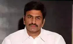 జడ శ్రావణ్ కామెంట్లపై డిప్యూటీ స్పీకర్ రఘురామ సీరియస్ జడ శ్రావణ్ కామెంట్లపై డిప్యూటీ స్పీకర్ రఘురామ సీరియస్