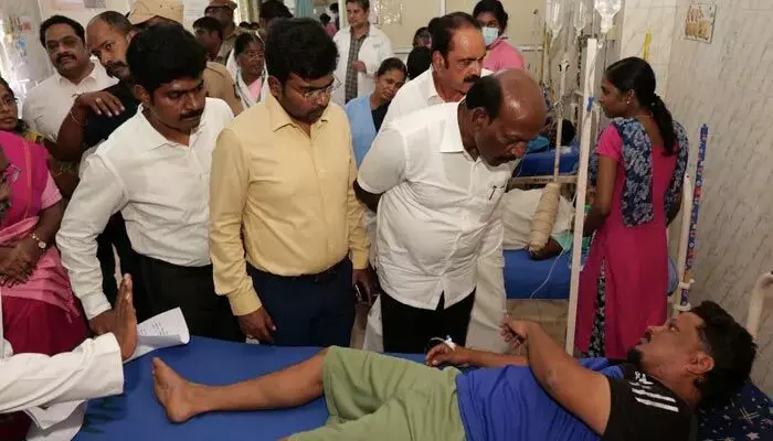 Chennai: చెన్నయ్లో కలుషిత నీరు తాగి ముగ్గురు మృతి.. 23 మందికి అస్వస్థత! Chennai: చెన్నయ్లో కలుషిత నీరు తాగి ముగ్గురు మృతి.. 23 మందికి అస్వస్థత!
