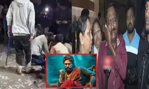 తొక్కిసలాటలో మహిళ మృతి.. హీరో అల్లు అర్జున్, పోలీసులే బాధ్యత వహించాలని కుటుంబ సభ్యుల డిమాండ్