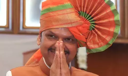 Maharashtra: ముఖ్యమంత్రిగా ఫడ్నవీస్ ప్రమాణ స్వీకారం