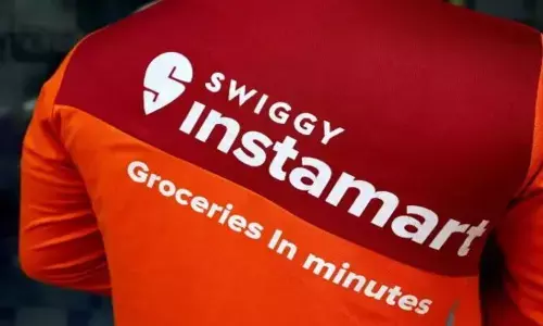 Swiggy: ఇన్‌స్టామార్ట్ డెలివరీ ఫీజును పెంచే యోచనలో స్విగ్గీ