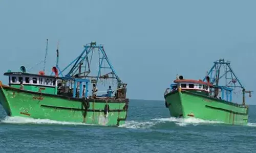 Indian fishermen: 14 మంది భారతీయ జాలర్లను అరెస్ట్ చేసిన శ్రీలంక నేవీ