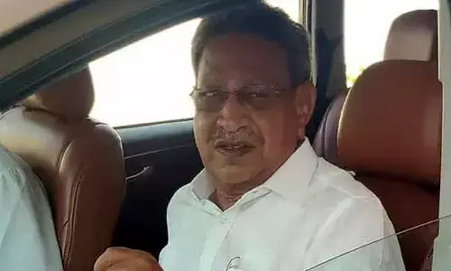 Big Shock: వైఎస్ భాస్కర్‌రెడ్డికి నోటీసులు