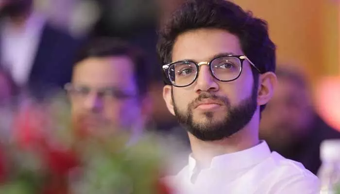 శివసేన(యూబీటీ) MLAల ప్రమాణ స్వీకారంపై ఆదిత్య ఠాక్రే కీలక వ్యాఖ్యలు శివసేన(యూబీటీ) MLAల ప్రమాణ స్వీకారంపై ఆదిత్య ఠాక్రే కీలక వ్యాఖ్యలు