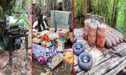 Chhattisgarh: మావోయిస్టులకు మరో షాక్.. భారీగా డంప్ స్వాధీనం చేసుకున్న జవాన్లు