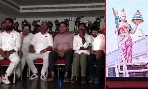 KTR : గాంధీ భవన్ వెలవెల.. తెలంగాణభవన్ కళ కళ: నమ్మి నానబోస్తే.. షార్ట్‌ఫిల్మ్ ప్రదర్శనలో కేటీఆర్