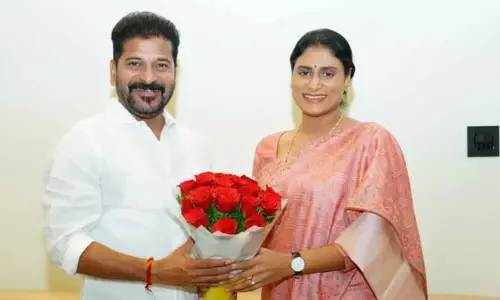 APCC: సీఎం రేవంతన్నకు అభినందనలు.. వైఎస్ షర్మిల ఆసక్తికర వ్యాఖ్యలు