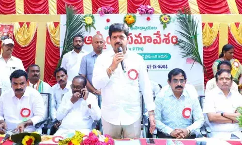 AP News:‘విద్యార్థులు చెడు వ్యసనాలకు దూరంగా ఉండాలి’..  మంత్రి కొల్లు రవీంద్ర కీలక సూచనలు