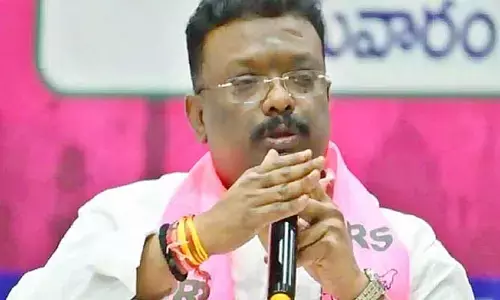 తెలంగాణ తల్లి విగ్రహం కాదు.. గడీల దొరసానిలా ఉంది. షాకింగ్ కామెంట్స్ చేసిన దాసోజు శ్రవన్