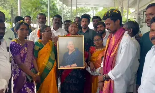 Seethakka: మాట నిలబెట్టుకున్న తల్లి సోనియా.. మంత్రి సీతక్క కీలక వ్యాఖ్యలు
