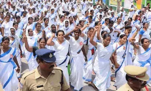 ప్రభుత్వానికి తమ తడాఖా చూపిస్తాం : ఆశావర్కర్లు