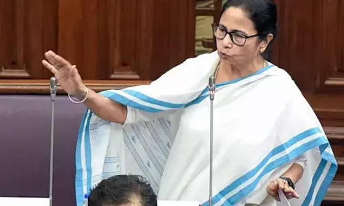 Bangladesh : మేమేమైనా లాలీపాప్స్ తింటూ కూర్చుంటామా?-  ఆక్రమణలపై దీదీ కామెంట్స్