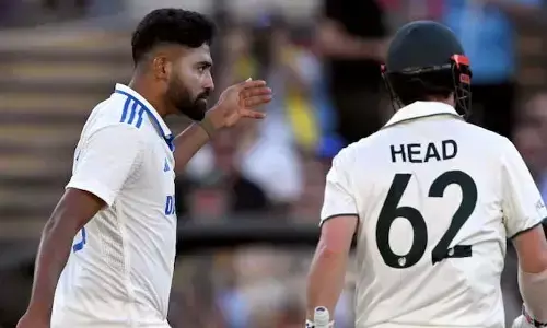 ICC: టీమిండియా బౌలర్ మహ్మద్ సిరాజ్‌కు బిగ్ షాక్