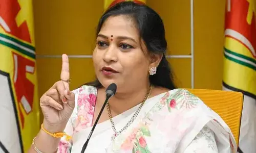Home Minister: పవన్ కల్యాణ్‌ను బెదిరించిన అగంతకుడ్ని పట్టుకోండి.. డీజీపీకి హోంమంత్రి ఫోన్