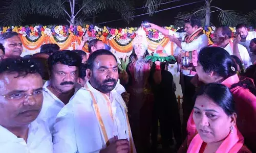 Medchal: తెలంగాణ తల్లి విగ్రహాన్ని ఆవిష్కరించిన కేటీఆర్