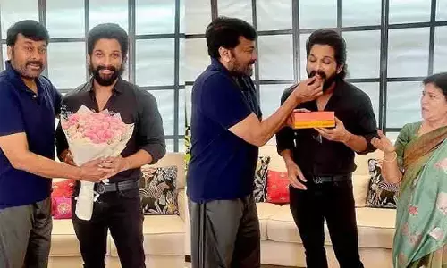 ‘పుష్ప2’ సక్సెస్ తర్వాత అల్లు అర్జున్ మెగాస్టార్‌‌ను కలిశారా..? నెట్టింట హాట్ టాపిక్‌గా మారిన ఫొటో