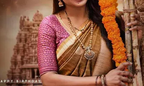 తెలుగింటి అందం ‘భైరవం’ నుంచి నటి మెస్మరైజింగ్ లుక్ రిలీజ్