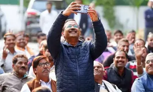 Arvind Kejriwal: రూ.10 లక్షల జీవిత బీమా.. కూతురి పెళ్లికి రూ. లక్ష సాయం.. ఆటో డ్రైవర్లపై కేజ్రీవాల్ వరాల జల్లు