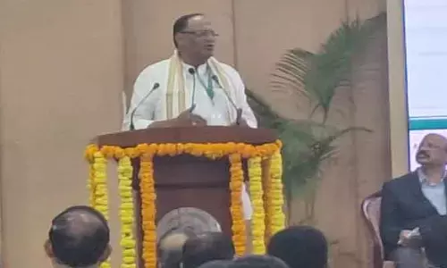 Gutha Sukhender Reddy : ప్రజాప్రతినిధులకు..ప్రజలకు మధ్య దూరం పెరగడానికి వాళ్లే కారణం : మండలి చైర్మన్ గుత్తా కీలక వ్యాఖ్యలు