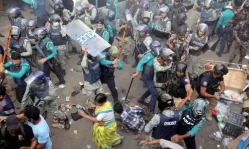 Bangladesh: నోబెల్ శాంతి గ్రహీత నడుపుతున్న ప్రభుత్వంలోనే శాంతి లేదు- బంగ్లాదేశ్ పై ఆర్ఎస్ఎస్ విమర్శలు