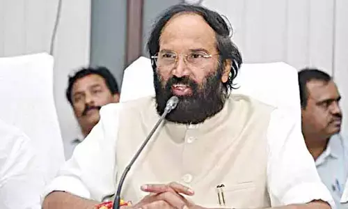 Uttam Kumar Reddy: కేటీఆర్ వ్యాఖ్యలను పట్టించుకోవాల్సిన అవసరం లేదు: ఉత్తమ్