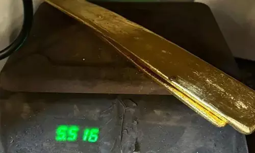 Gold seize: ముంబైలో రూ.9.95కోట్ల విలువైన బంగారం సీజ్.. ఆరుగురు అరెస్ట్