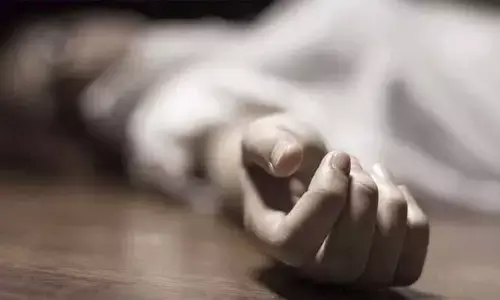 Tragedy: రాష్ట్రంలో తీవ్ర విషాదం.. ట్రిపుల్ ఐటీలో విద్యార్థి బలవన్మరణం
