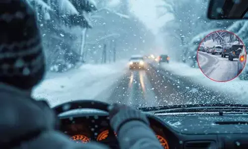 Safe driving : మంచు కురుస్తున్నప్పుడు జర్నీ చేస్తున్నారా..? ఈ జాగ్రత్తలు తీసుకోవాల్సిందే!