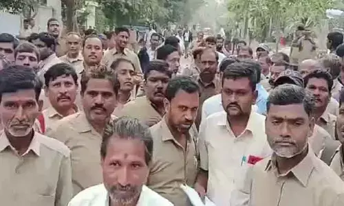 RTC Strike : ఆర్టీసీ సమ్మె సైరన్... హైదరాబాద్ లో భారీ ర్యాలీ