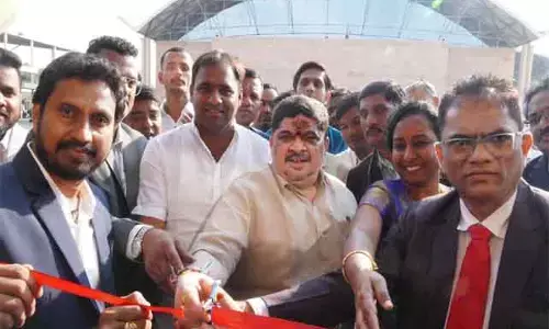 Minister Ponnam : గ్రీన్ వెహికిల్ ఎక్స్ పోను ప్రారంభించిన మంత్రి పొన్నం
