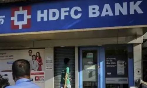 HDFC Bank: నిబంధనలను పాటించనందుకు హెచ్‌డీఎఫ్‌సీ బ్యాంక్‌కు సెబీ వార్నింగ్ లెటర్