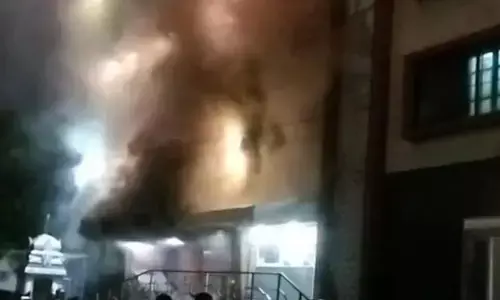 Fire accident: తమిళనాడులోని ఆస్పత్రిలో అగ్ని ప్రమాదం.. చిన్నారి సహా ఆరుగురు మృతి