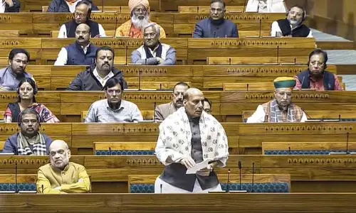 Rajnath Singh: ఒక పార్టీ రాజ్యాంగాన్ని హైజాక్ చేసేందుకు యత్నించింది.. కాంగ్రెస్ పై రాజ్ నాథ్ విమర్శలు