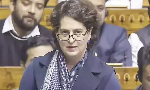 Priyanka Gandhi : పార్లమెంట్‌లో ప్రియాంక ఫస్ట్ స్పీచ్.. బీజేపీపై ఘాటు విమర్శలు