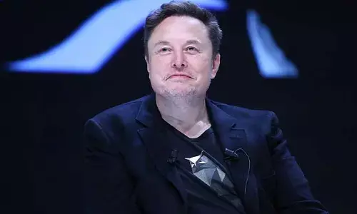 Elon Musk: చరిత్ర సృష్టించిన ఎలాన్ మస్క్.. 400 బిలియన్ డాలర్లు దాటిన సంపద..!