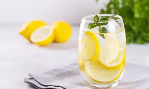 Lemon Water: ఆ సమస్యలు ఉన్నవారు లెమన్ వాటర్ తాగొచ్చా .. నిపుణులు ఏం చెబుతున్నారంటే?