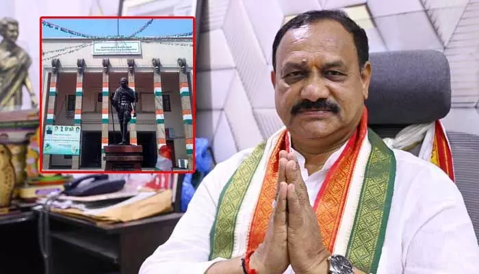 Gandhi Bhavan: బాంబ్ పేల్చిన TPCC చీఫ్గా మహేష్ కుమార్ గౌడ్ అనుచరులు Gandhi Bhavan: బాంబ్ పేల్చిన TPCC చీఫ్గా మహేష్ కుమార్ గౌడ్ అనుచరులు