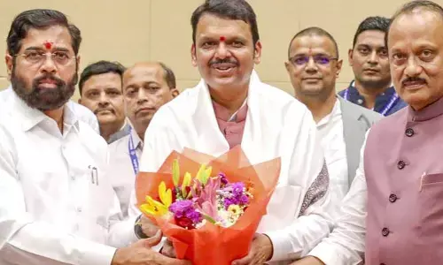 మహారాష్ట్ర కేబినెట్ విస్తరణ.. 39 మంది మంత్రులుగా ప్రమాణ స్వీకారం