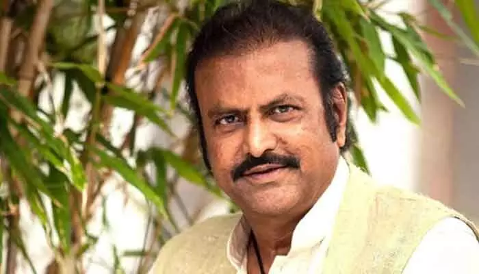 Breaking: అజ్ఞాతంలో మోహన్ బాబు.. దుబాయ్ వెళ్లినట్లు ప్రచారం ! Breaking: అజ్ఞాతంలో మోహన్ బాబు.. దుబాయ్ వెళ్లినట్లు ప్రచారం !