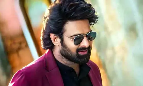 Prabhas: అభిమానులకు న్యూయర్ విషెష్ తెలిపిన పాన్ ఇండియా స్టార్ ప్రభాస్