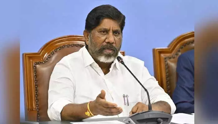 Bhatti Vikramarka: కెప్టెన్ లేని నావ లా బీఆర్ఎస్.. డిప్యూటీ సీఎం భట్టి సెటైర్ Bhatti Vikramarka: కెప్టెన్ లేని నావ లా బీఆర్ఎస్.. డిప్యూటీ సీఎం భట్టి సెటైర్