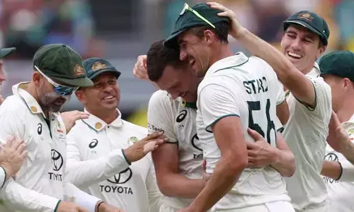 IND Vs AUS: కేఎల్ రాహుల్ ఒంటరి పోరాటం.. టీమిండియాకు ఫాలో‌ఆన్ గండం!