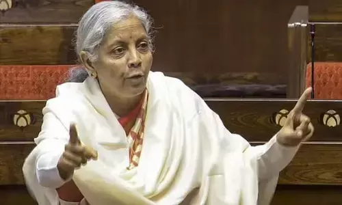 Nirmala Sitharaman: రెండో త్రైమాసికంలో  వృద్ధి బలహీనత తాత్కాలికమే: నిర్మలా సీతారామన్