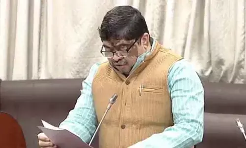 Minister Ponnam : హోంగార్డులకు పోలీసు తరహా హెల్త్ పాలసీ : మంత్రి పొన్నం