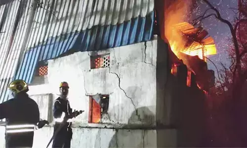Fire Accident: నగరంలో ఘోర అగ్ని ప్రమాదం.. భారీగా ఎగసిపడుతోన్న మంటలు